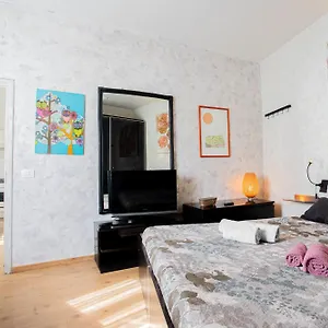 https://casa-moderna-vicino-firenze.it-tuscanyhotel.com
