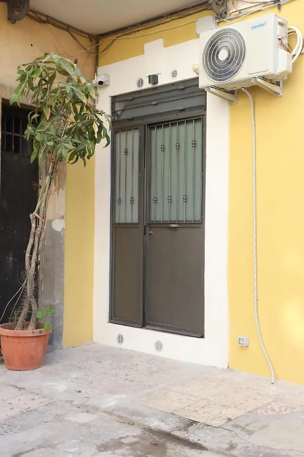 Appartamento U Cuttigghiu Aeroporto di Catania Fontana Rossa